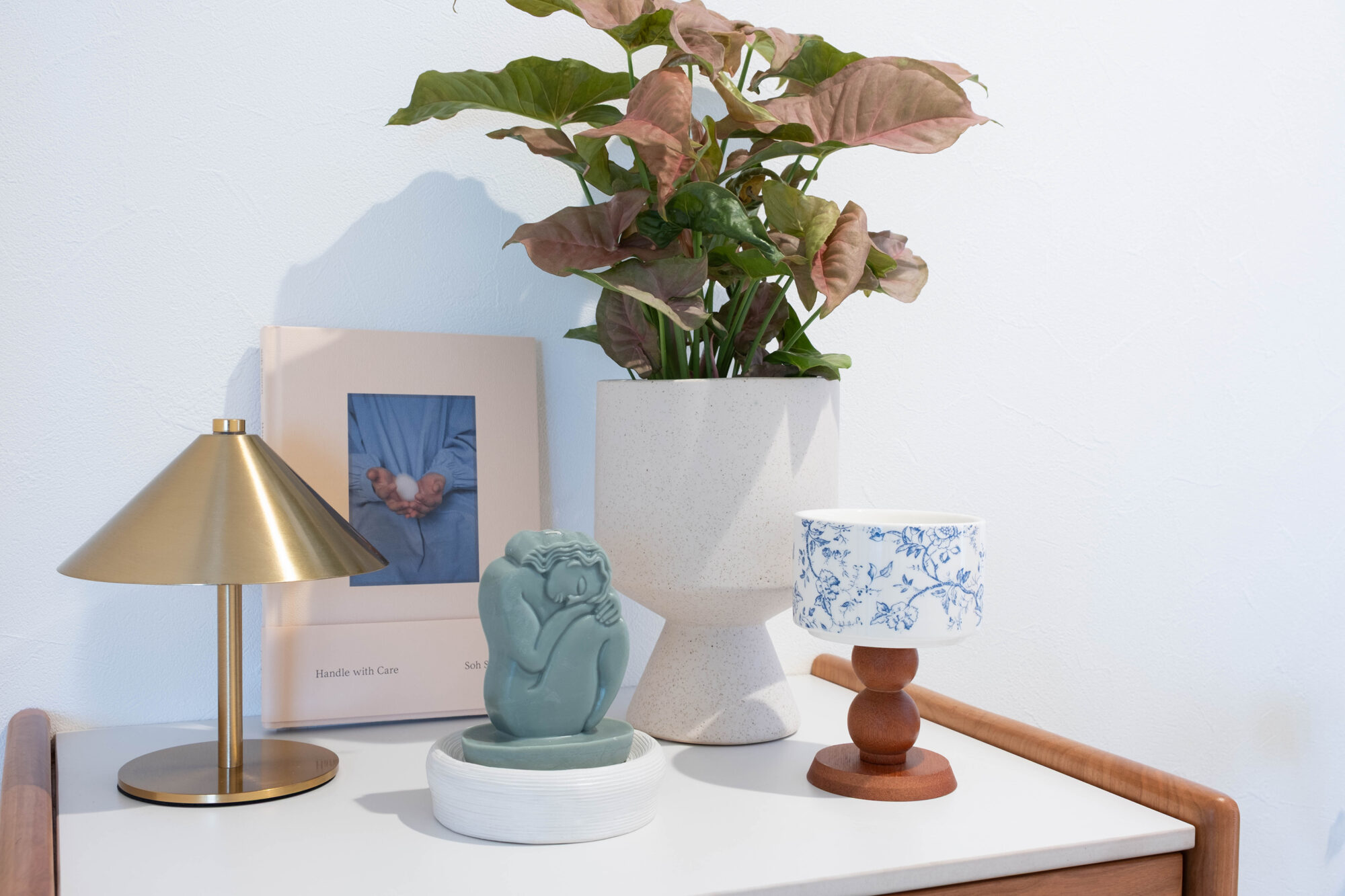 肩の痛みで眠れない夜勤明けナース 大濠の女性専用整体で深い眠りを取り戻した実話